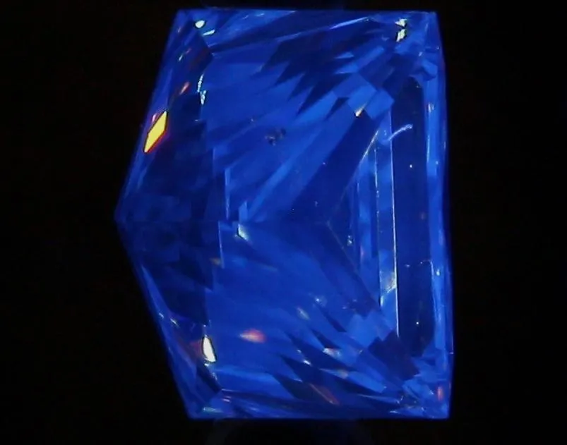 0.69 Carat F SI1 Princess Cut Diamond