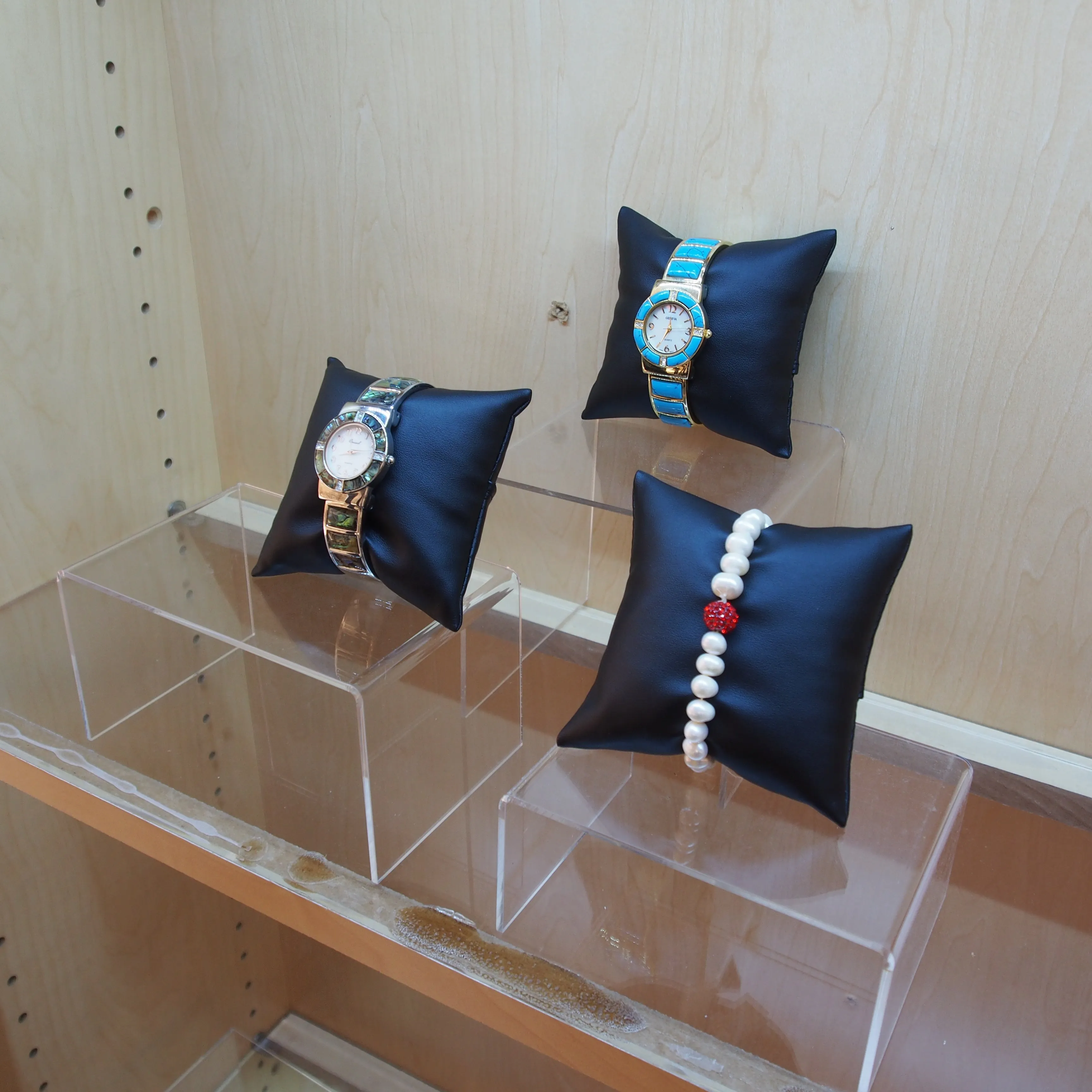 4" Black Leatherette Pillow Displays