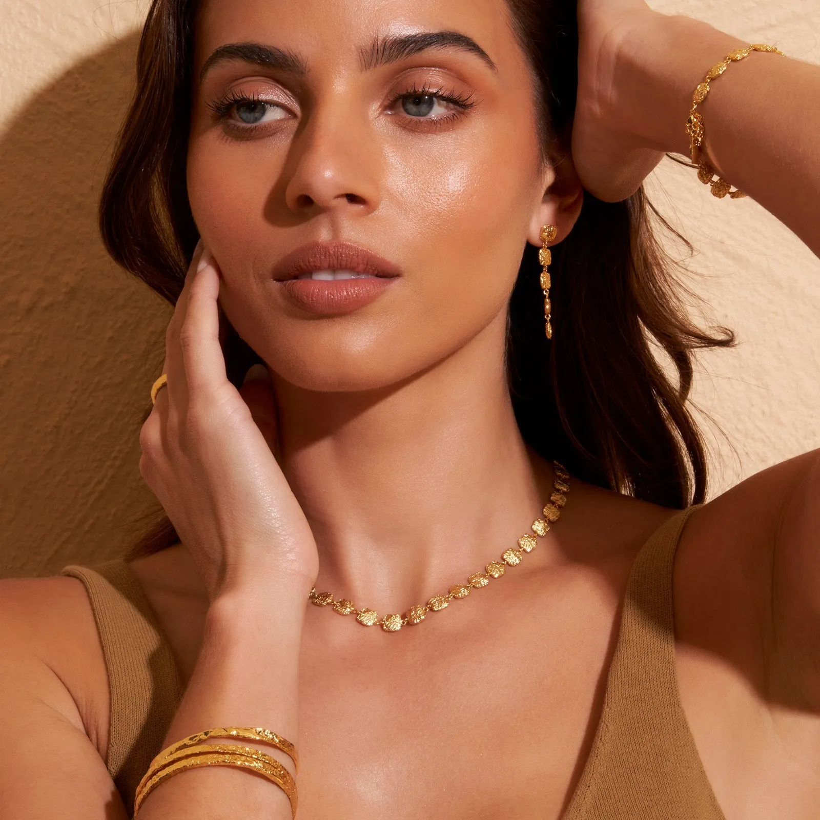 AOE Emilia Earrings GOLD