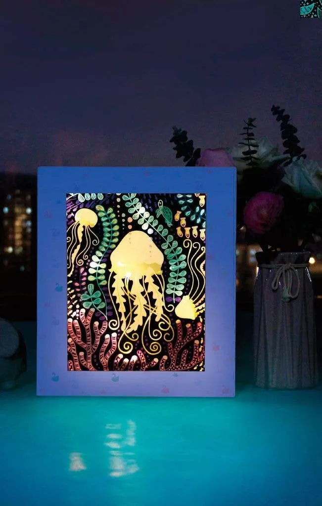 Avenir Light Box