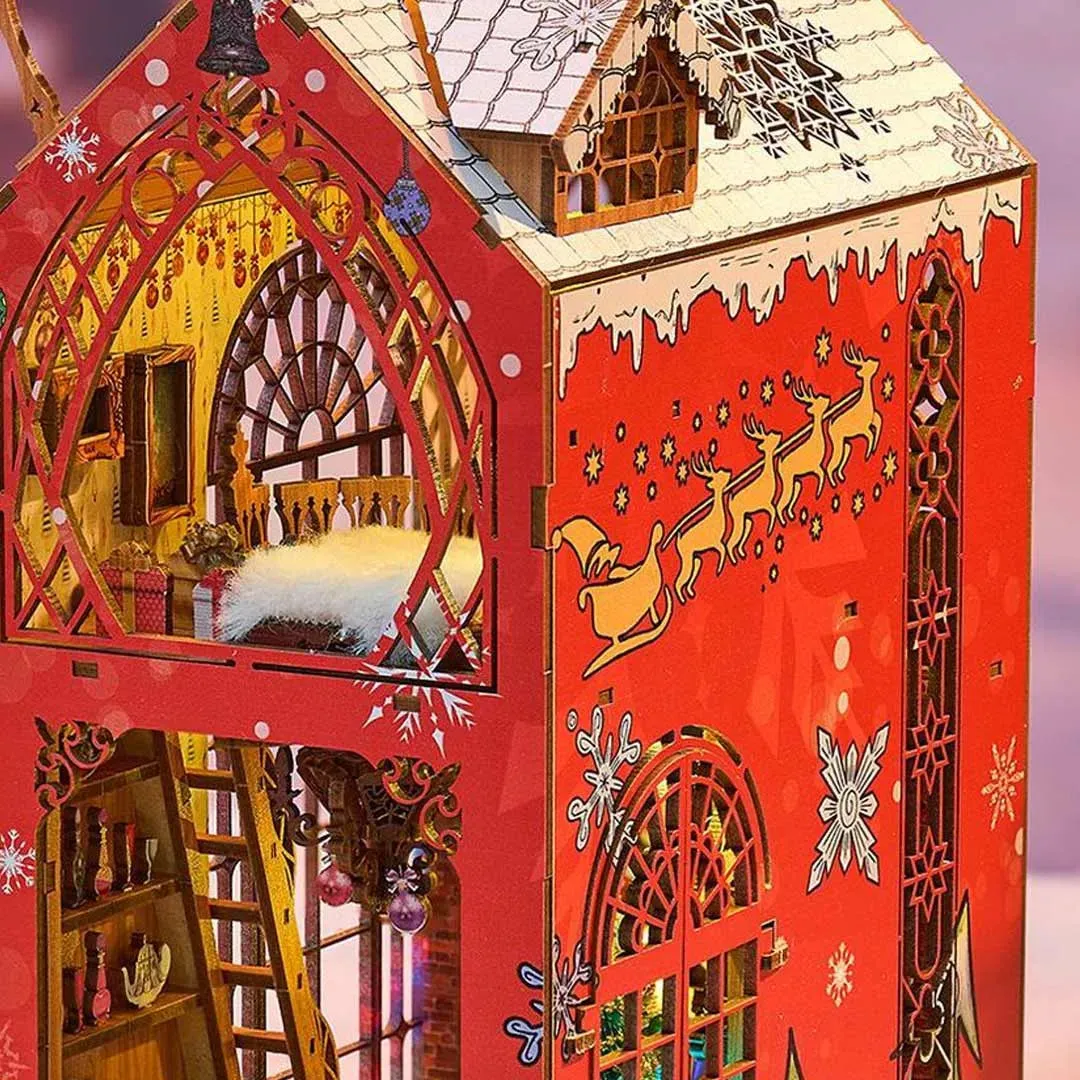 Merry Christmas: Festive Diorama Eco-Friendly Wood LED Book Nook Kit