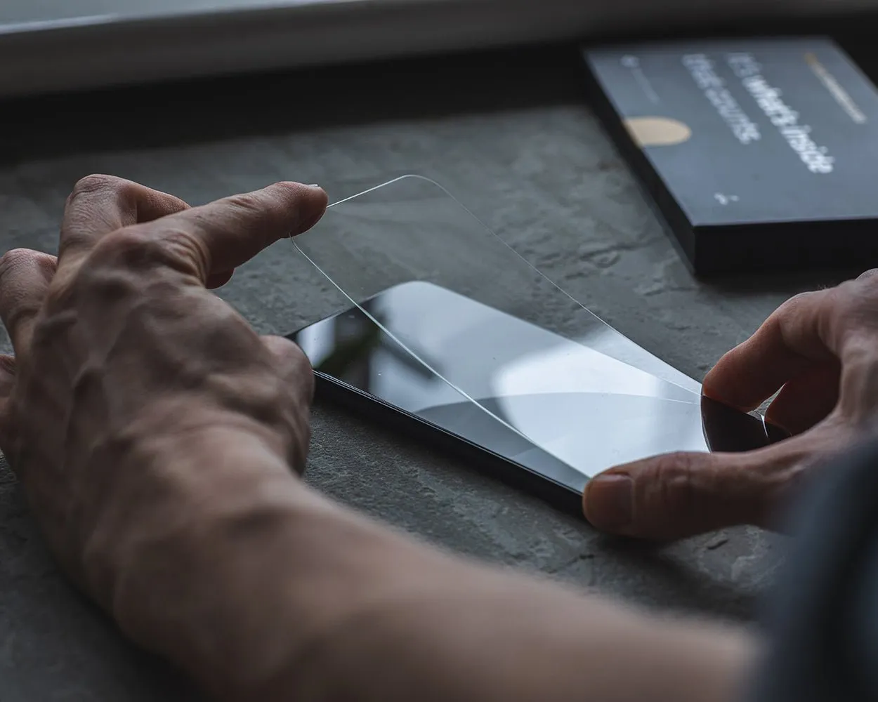 Premium Tempered Glass Screen Protector - Google Pixel 9