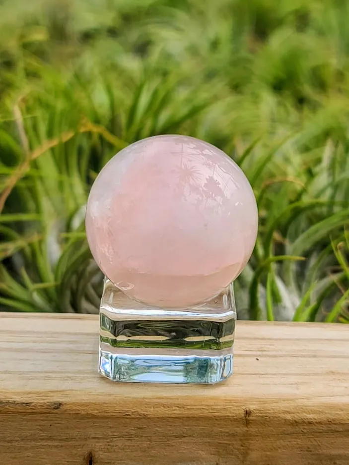Small Square Crystal Stand