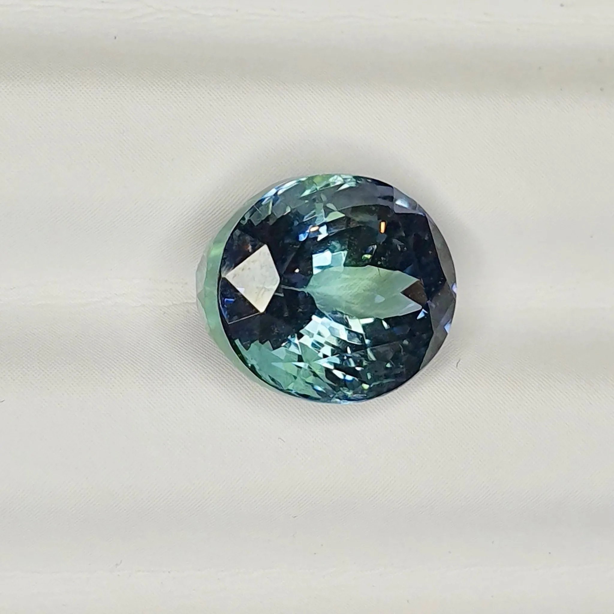 UNHEATED TANZANITE OVAL 6.63CT PLEOCHORISM G048